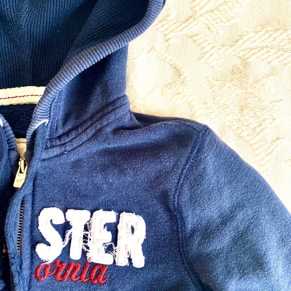Like-New Hollister Navy Blue Hoodie - Picture 4 of 6